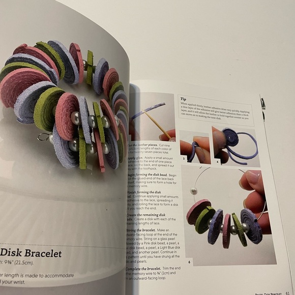 Stylish Leather Jewelry: Modern Designs for Earrings, Bracelets, Necklaces Book - Picture 4 of 6